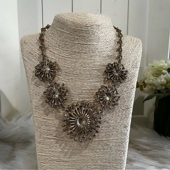 NEW Saks Fifth Avenue Pearl Spiral Sunburst Filigree Art Deco Statement Necklace - Picture 3 of 16